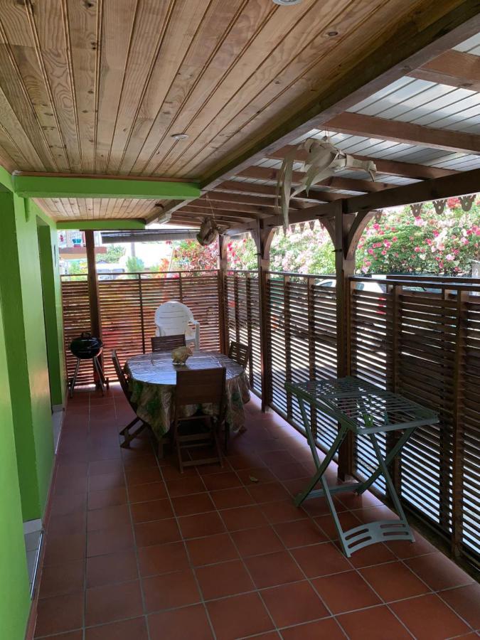 Chez Marie Andre Et Jeanne Apartment Grande Anse Exterior foto